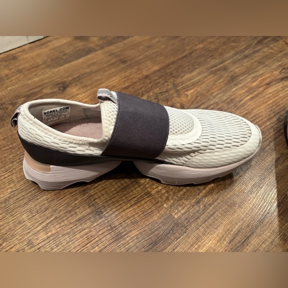 Sorel Women's Sneakers in White and Gray - Picture 10 of 15